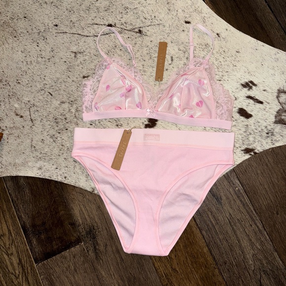 SKIMS Cherry Blossom Pink Triangle Bra + Mid Rise Brief Panty - Picture 2 of 5